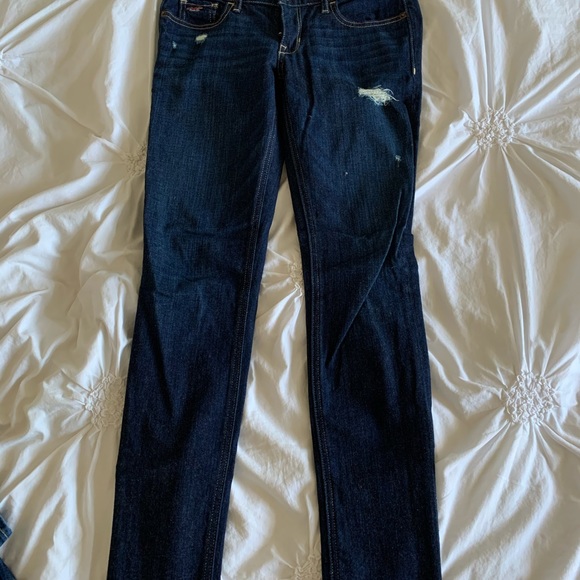 Hollister jeans - Picture 2 of 3